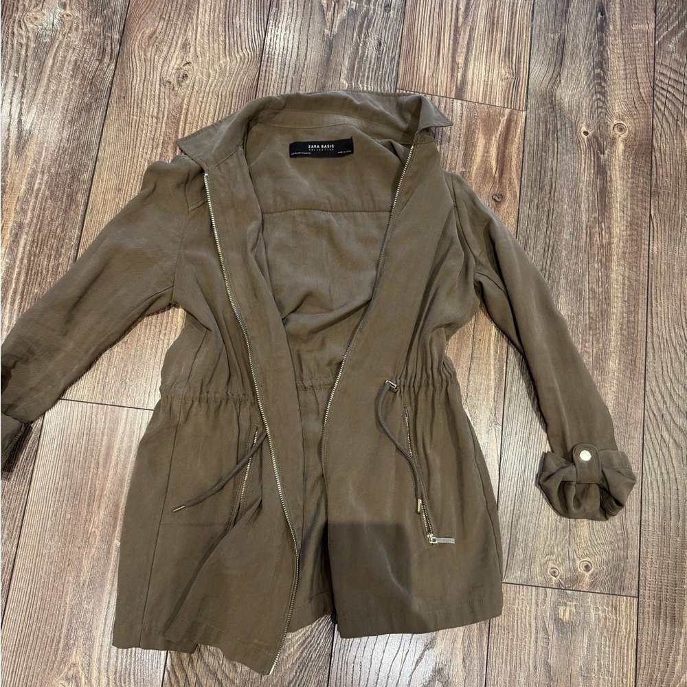 Zara Women's Olive Green Casual Jacket